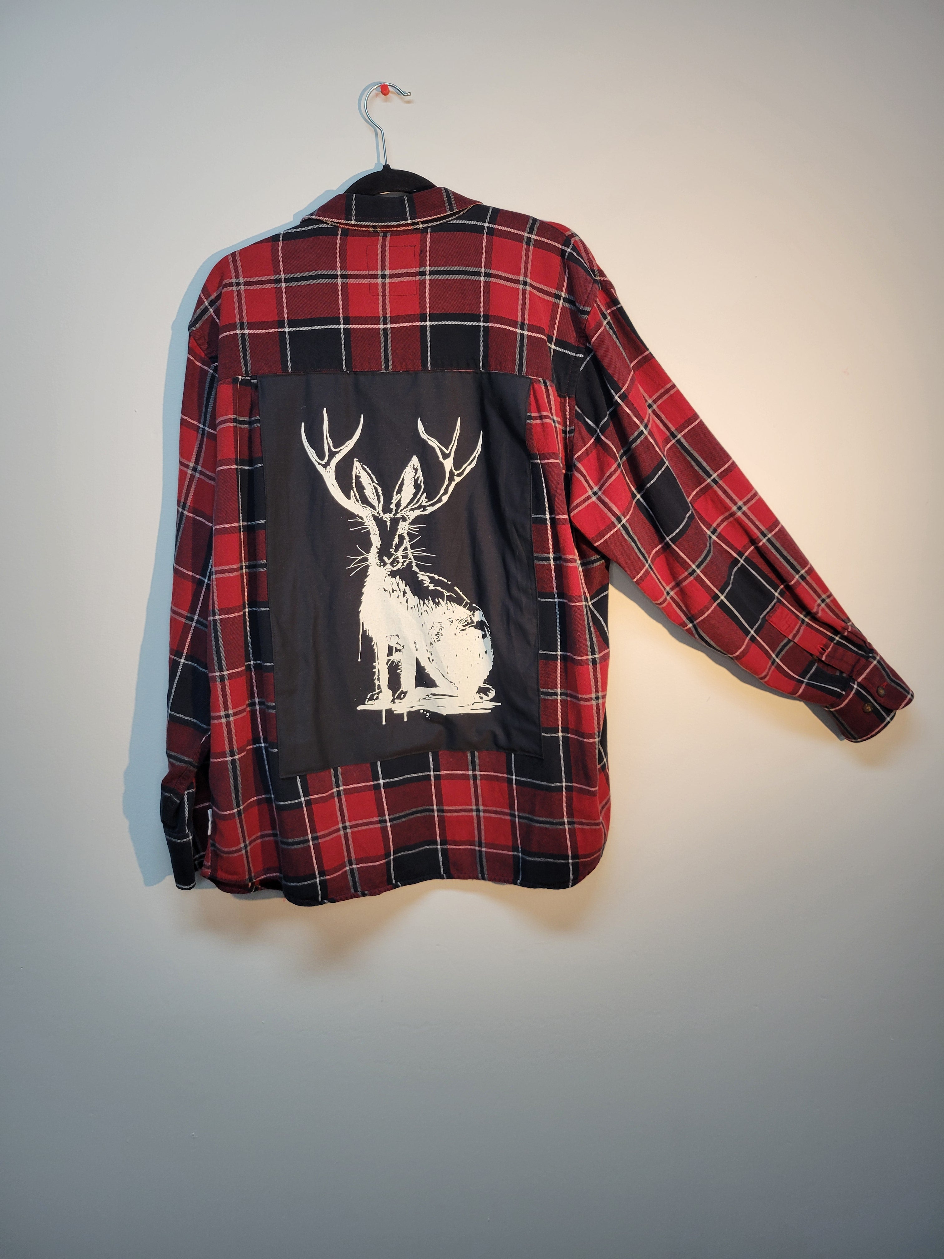 Jackalope print long sleeve XL